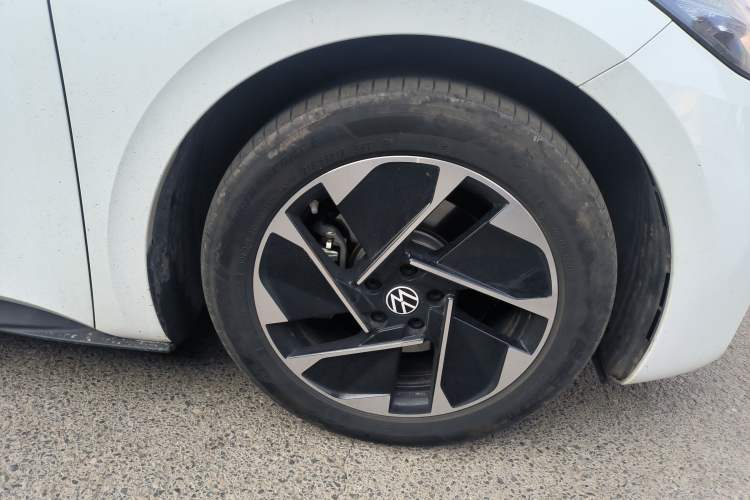 Used Volkswagen ID.3 2025 Smart Edition Outstanding Model
