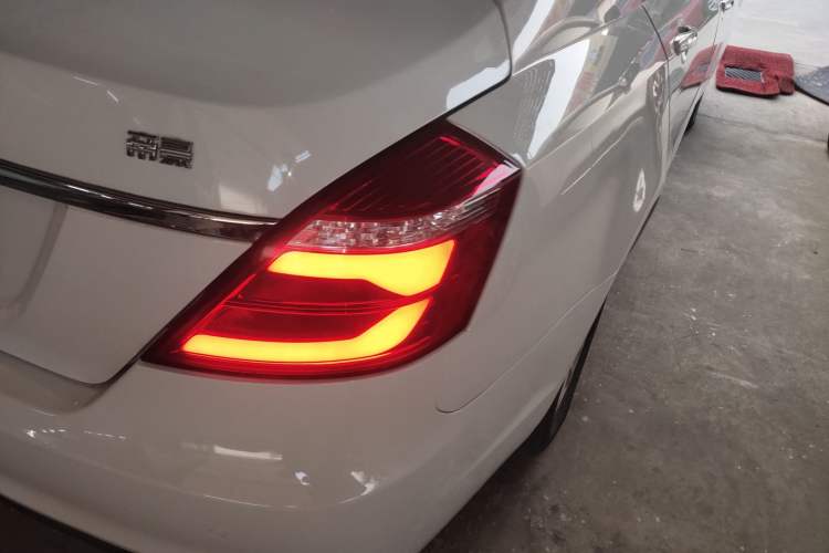 Used Geely Auto Emgrand 2017 Sedan Million Edition 1.5L Manual Luxury Model
