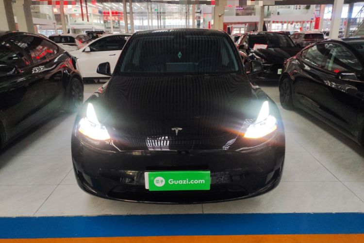 Used Tesla Model Y 2023 Rear-Wheel-Drive Version
