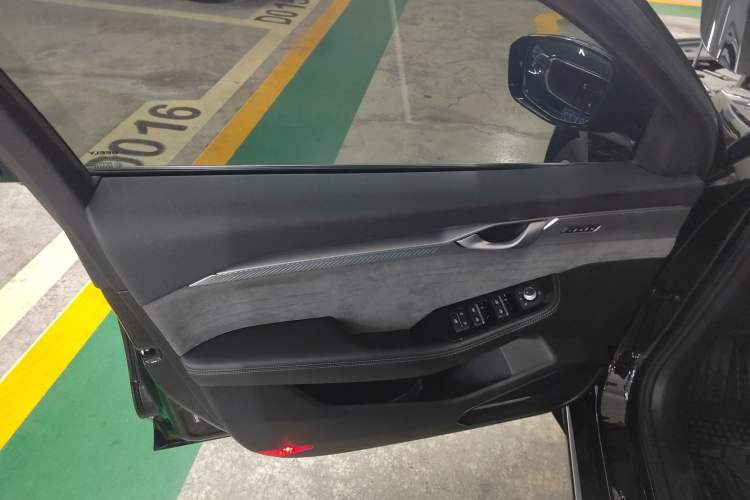 Used Geely Auto Preface 2023 2.0TD "Only This Verdant Green" Edition
