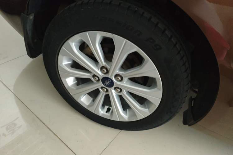 Used Ford Escort 2017 Happiness Edition 1.5L Automatic Fashion Version