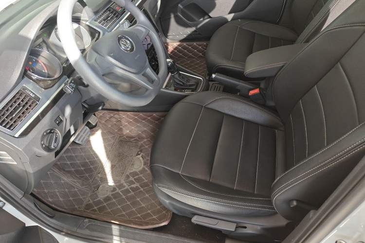 Used Volkswagen C-TREK 2017 230TSI DSG Comfort Version