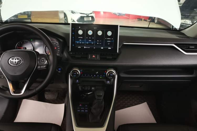 Used Toyota Wildlander 2020 2.0L CVT 4x4 Luxury Edition
