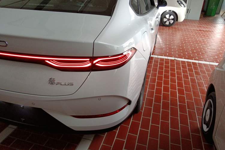 Used BYD Qin PLUS 2025 DM-i Smart Drive 55KM Leading Model