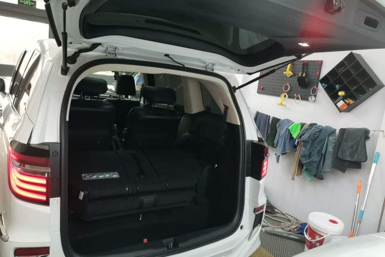 Used Honda Elysion 2019 2.0L Hybrid Luxury Edition