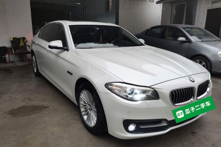 Used BMW 5 Series 2014 525Li Leading Model
