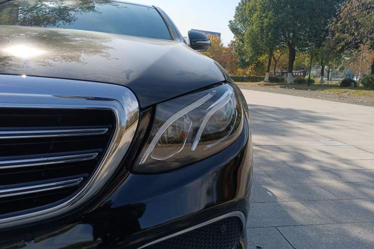 Used Mercedes-Benz E-Class 2020 Facelift E 260 L