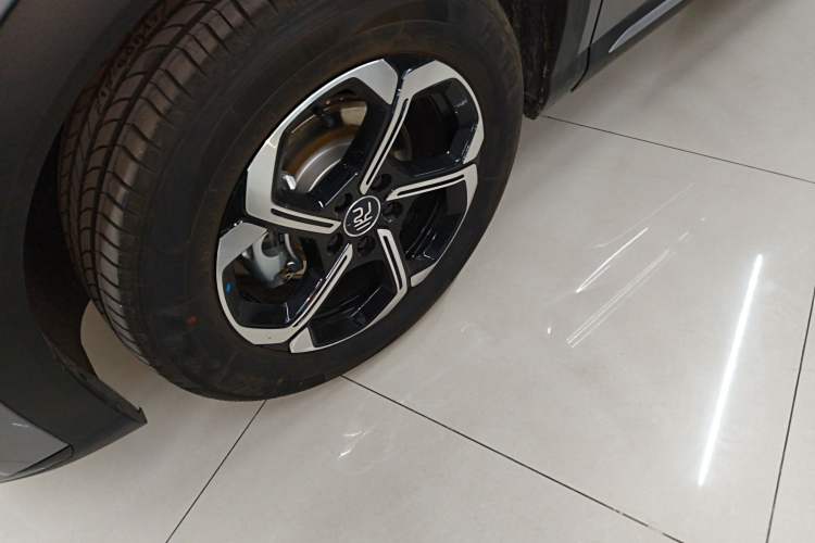 Used BYD Yuan PLUS 2025 Intelligent Driving Version 430 KM – Leading Edition