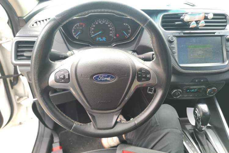 Used Ford Escort 2017 Happiness Edition 1.5L Automatic Fashion Version