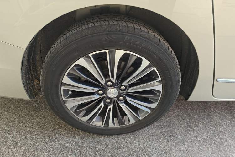 Used Buick GL8 2021 ES Land Cruiser 653T Flagship Model
