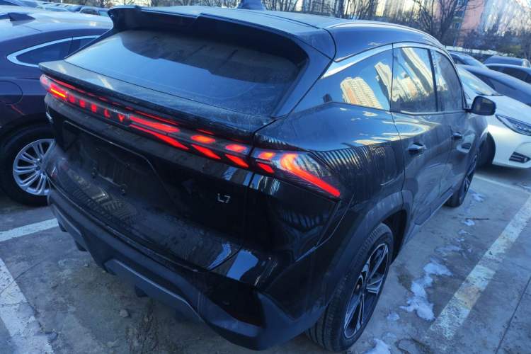 Used  L7 2024 1.5T 115 km MAX Dragon Edition