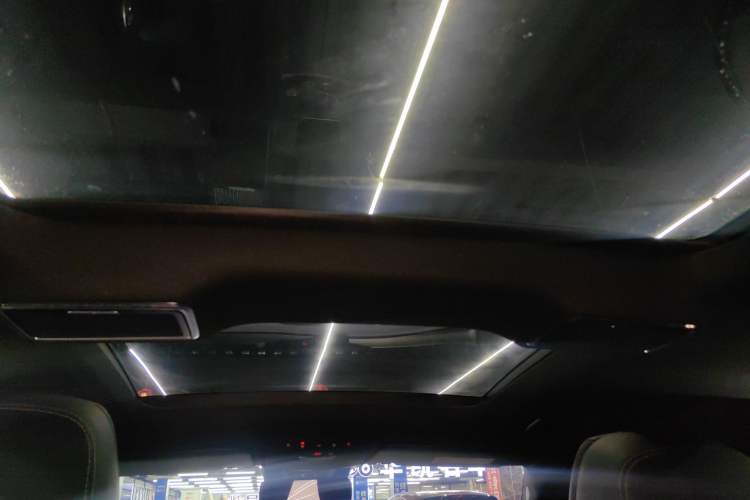 Used Mercedes-Benz GLC 2020 Facelift GLC 300 L 4MATIC Dynamic Edition
