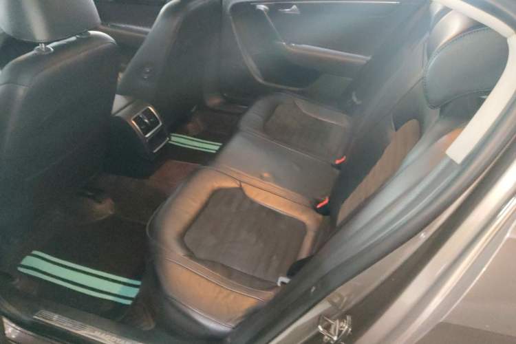 Used Volkswagen Magotan 2015 2.0 TSI Luxury Model
