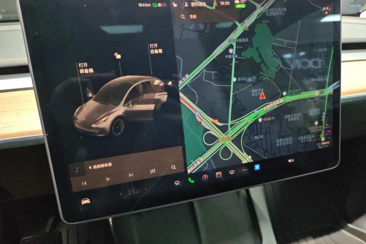 Used Tesla Model Y 2021 Long-Range All-Wheel-Drive Version
