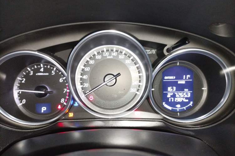 Used Mazda CX-5 2015 2.0L Automatic Two-Wheel Drive Urban Version
