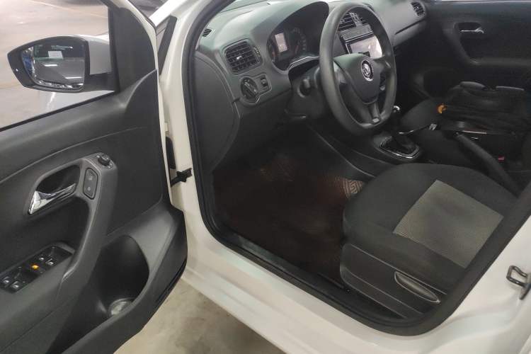 Used Volkswagen Polo 2018 1.5L Automatic Advanced Driving Model
