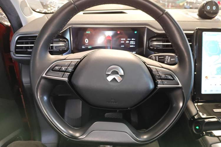 Used Nio ES8 2018 355 km Base Version 7-Seater Edition
