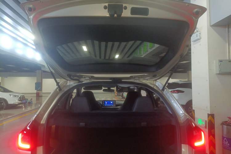 Used Livan X3 PRO 2024 1.5L CVT Xiao Sa
