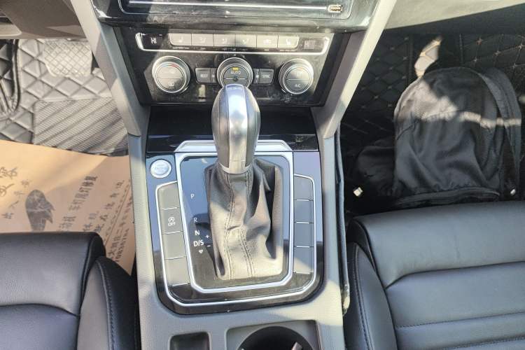 Used Volkswagen Magotan 2019 330TSI DSG Luxury Model China V Standard
