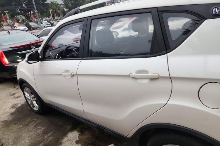 Used Changan CS35 2015 1.6L Manual Luxury Model China IV Standard
