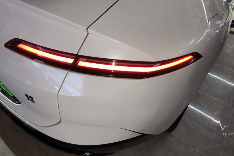 Used  12 2025 Ultra Extended-Range Edition