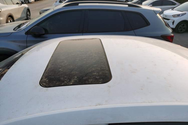 Used Roewe i5 2020 1.5L Automatic 4G Connected Linghao Edition