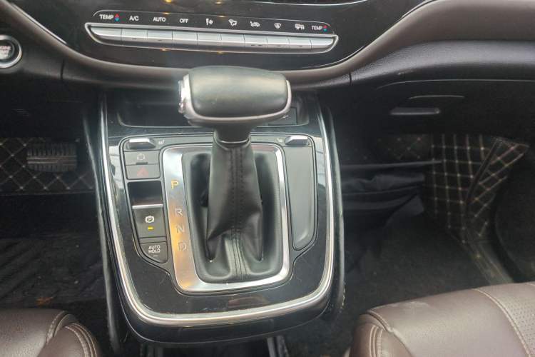 Used GAC Trumpchi M6 2019 270T DCT Prestige Edition (6-Seater) China VI