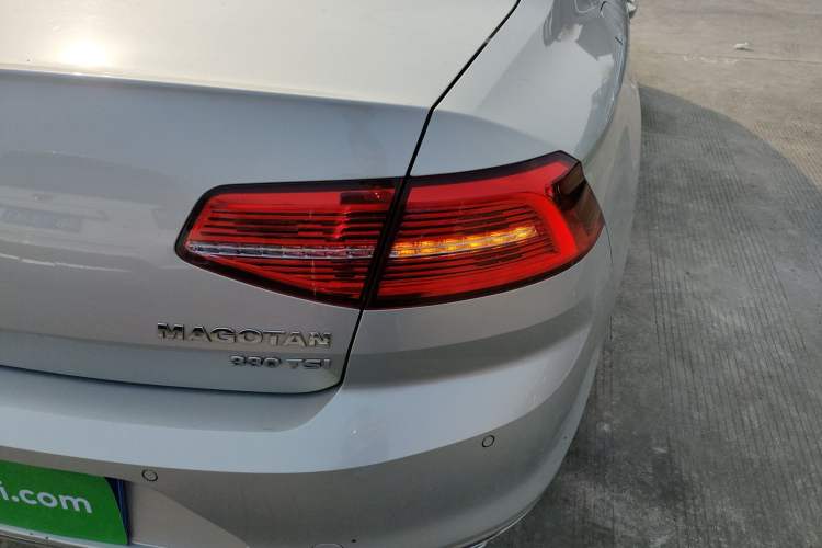 Used Volkswagen Magotan 2019 330TSI DSG Leading Model China VI Standard