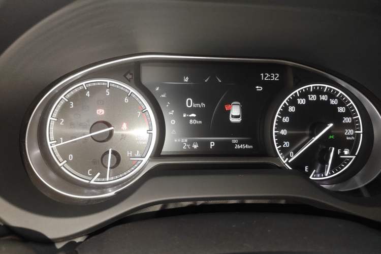 Used Toyota Harrier 2023 2.0L CVT Two-Wheel Drive Deluxe Edition