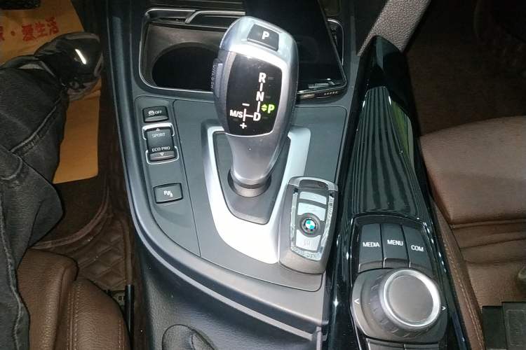 Used BMW 3 Series 2018 320Li Fashion Model
