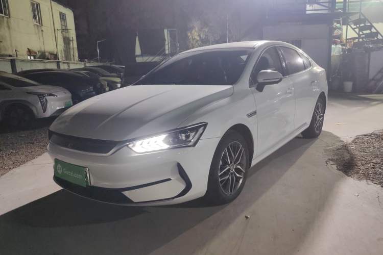 Used BYD Qin PLUS 2021 EV 400KM Luxury Model
