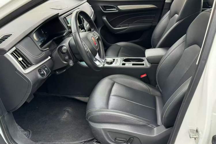 Used Roewe i6 New Energy 2017 45T Hybrid Connect & Smart Enjoyment Edition