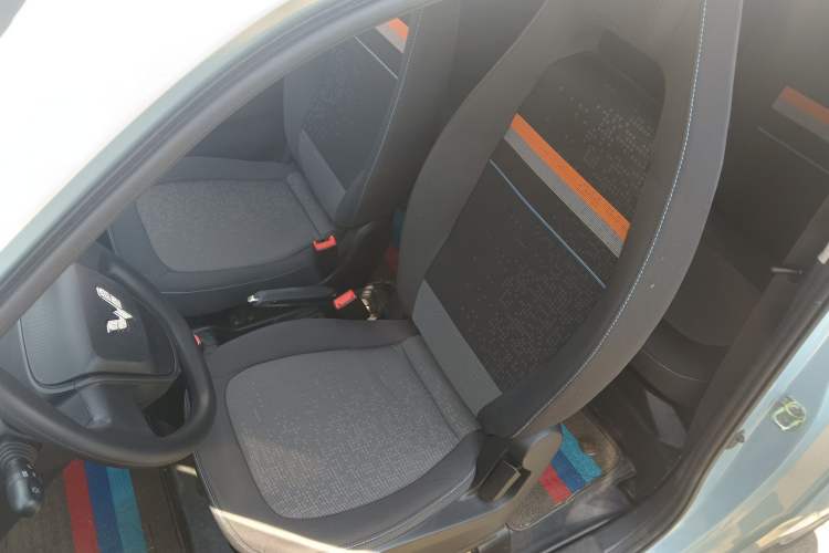 Used Wuling Hongguang MINIEV 2021 Macaron Premium Model – Lithium Iron Phosphate
