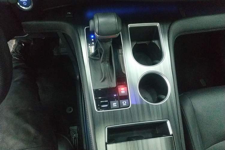 Used Toyota Sienna 2021 2.5L Hybrid Premium Edition
