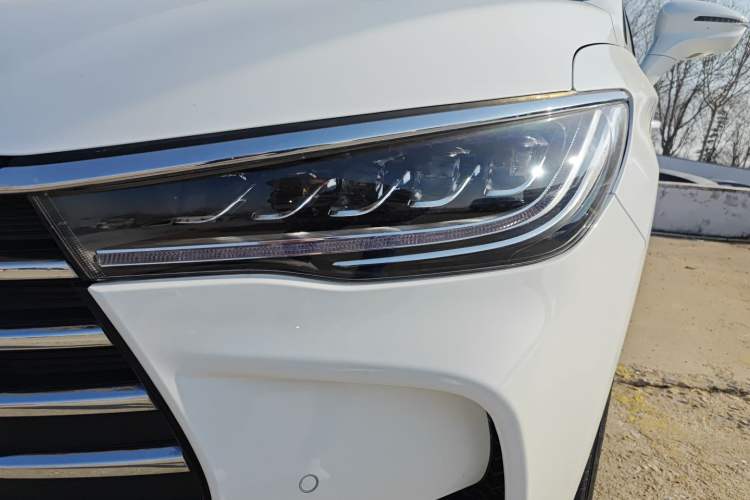 Used BYD Song MAX 2017 1.5T Automatic Smart Connect Prestige 7-Seater
