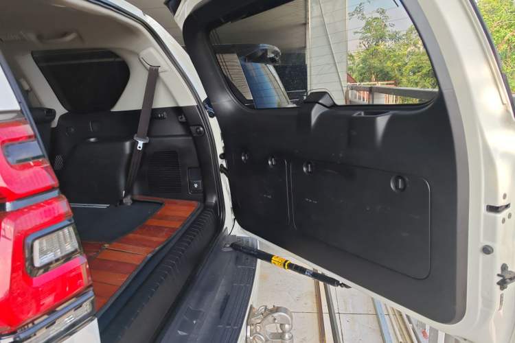 Used Toyota Prado 2019 3.5L Automatic TX-L Deluxe Edition