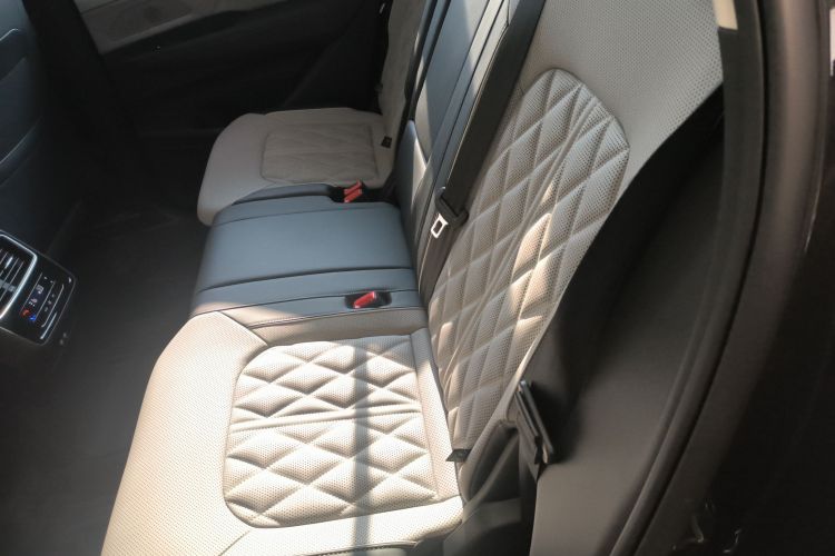 Used Volkswagen Talagon 2024 Facelifted 380TSI All-Wheel Drive R-Line Cruise Premium Edition