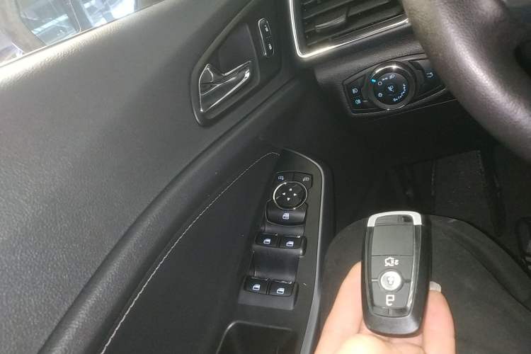 Used Ford Escort 2019 Revised Version 1.5L Automatic Enjoyment Type China VI Standard