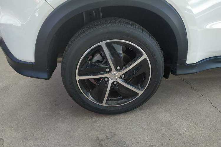 Used Honda Vezel 2020 1.5L CVT Pioneer Edition
