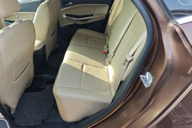 Used Ford Escort 2015 1.5L Automatic Comfort Model
