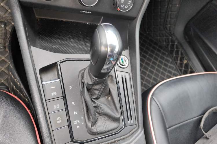 Used Volkswagen Lavida 2022 1.5L Automatic Fashion Edition