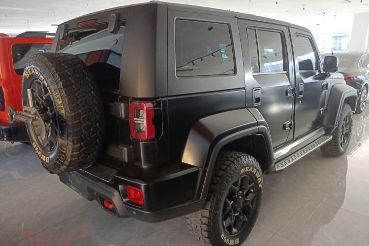 Used BAIC Off-Road BJ40 2023 2.0D Automatic Four-Wheel Drive Blade Hero Edition Adventurer Type
