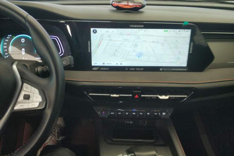 Used Oshan X7 PLUS 2022 1.5T Blue Whale Edition Automatic Prestige Version
