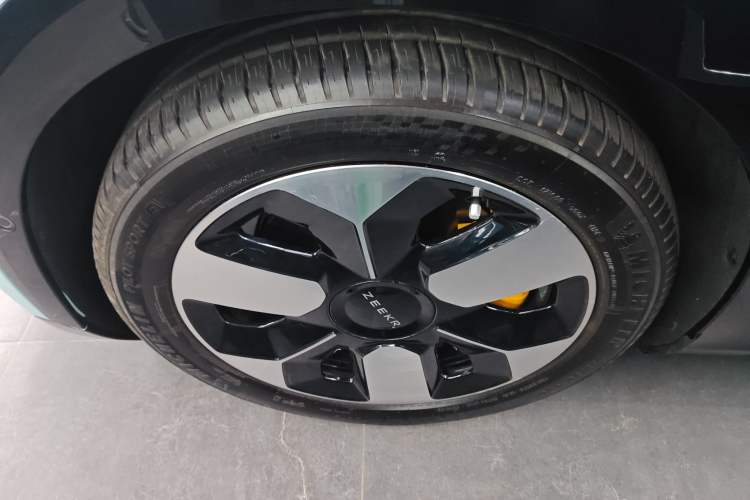 Used Zeekr MIX 2025 Long-Range Intelligent Driving Edition
