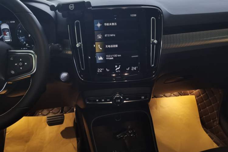 Used Volvo XC40 2021 T4 Four-Wheel Drive Smart & Sporty Edition
