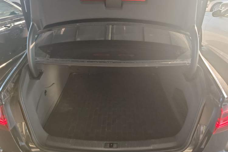 Used Audi A6L 2018 35 TFSI Collector's Edition
