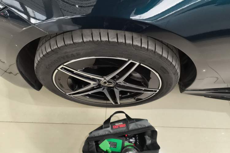 Used Mercedes-Benz C-Class 2024 Facelift C 260 L Night Edition Sport Version
