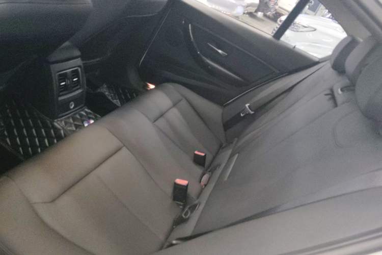 Used BMW 3 Series 2017 318i Fashion Model