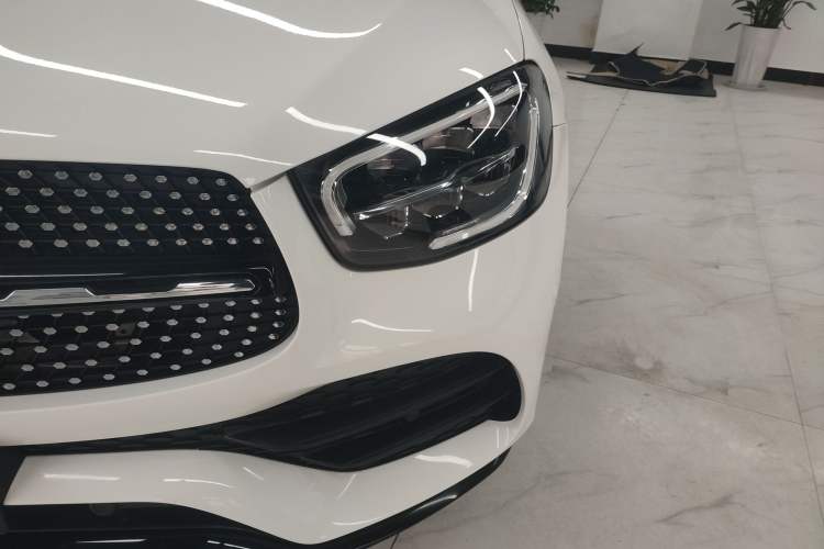 Used Mercedes-Benz GLC Coupe 2020 GLC 300 4MATIC Coupe SUV
