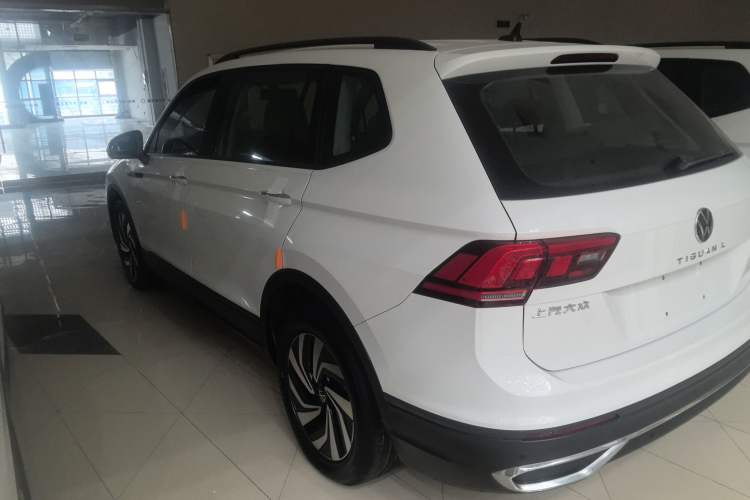 Used Volkswagen Tiguan L 2022 330TSI Automatic Two-Wheel Drive Comfort Edition
